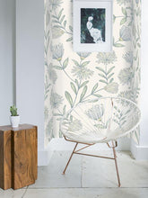 Cargar imagen en el visor de la galería, Papel tapiz flores dibujadas
